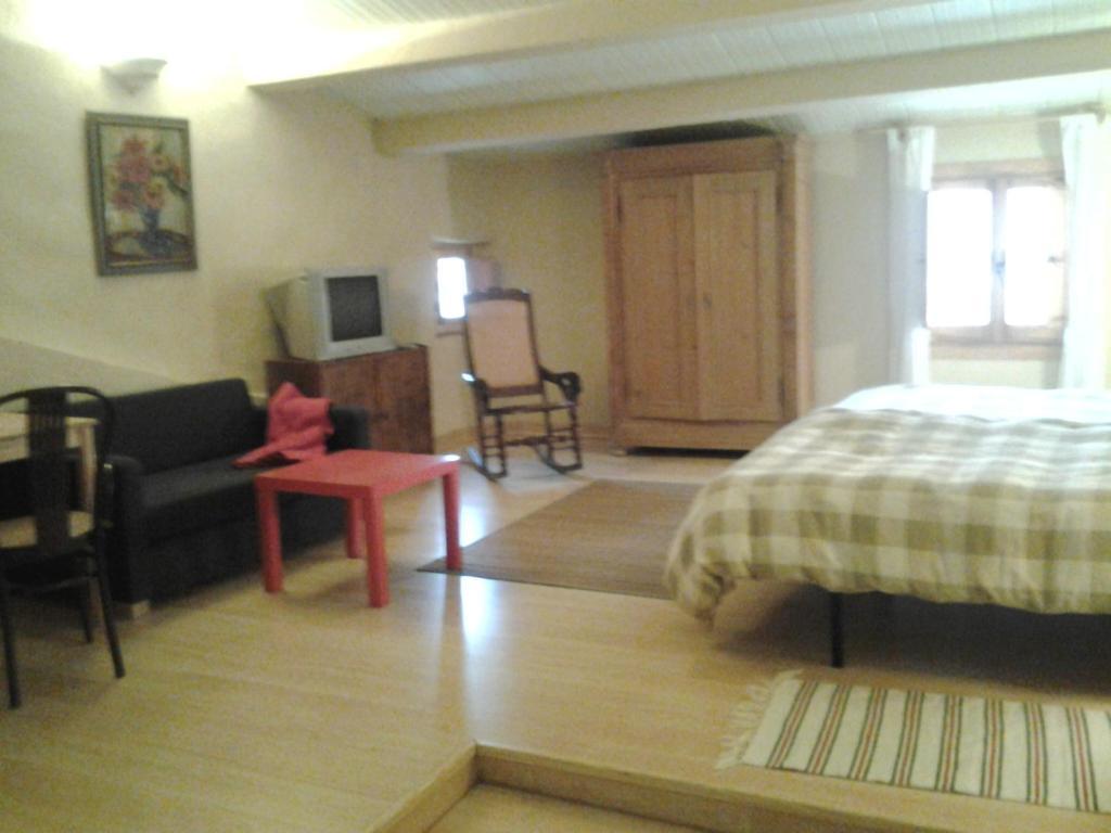 La Cantarera Guest House Herguijuela Room photo